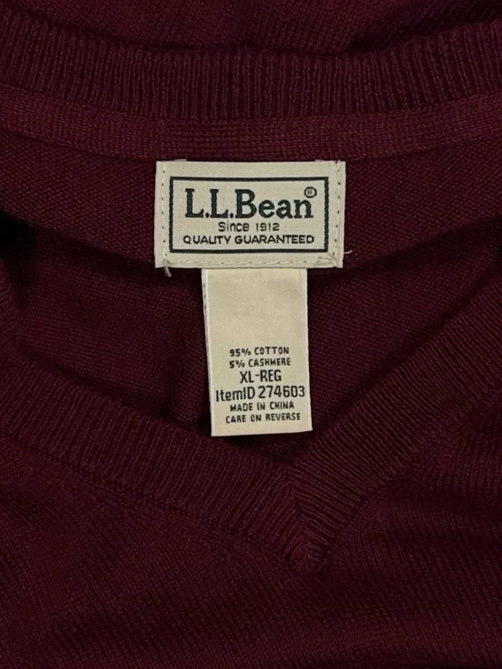 LL Bean 95% cotton 5% cashmere blend burgundy‎ red knit v neck sweater men's XL